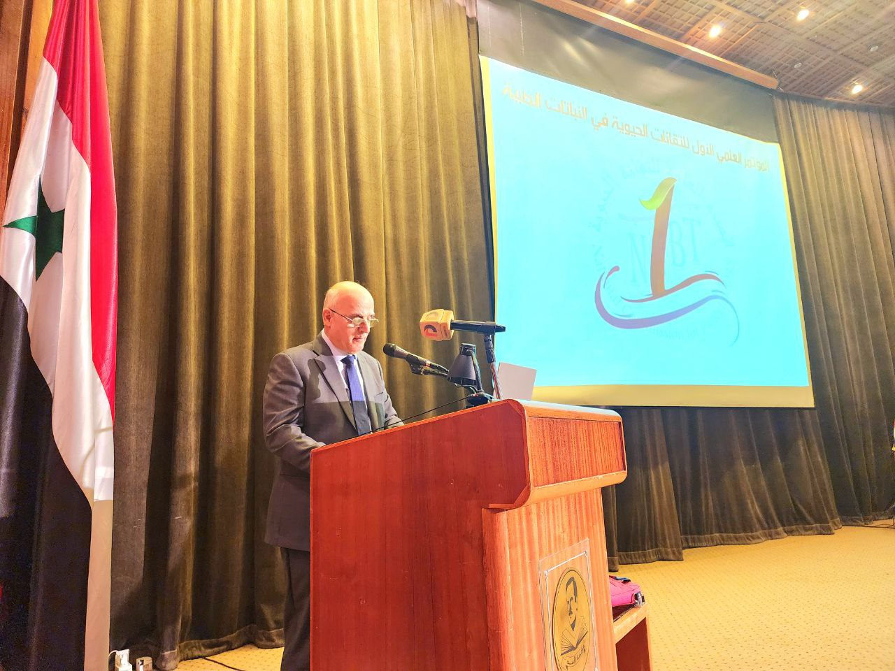  ������ ������ ������� ������� ���� ������� ����� ��� �������� ������� �� �������� ������� .                       � �